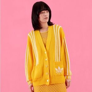 AUTHENTIC Gucci x Adidas Yellow Knit Oversized Cardigan w/ White Stripes - XS